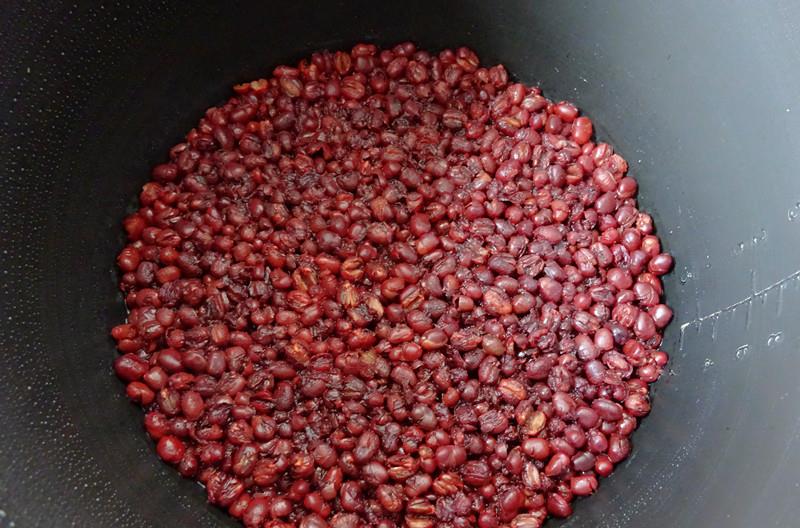 红豆|寒露后，少吃花生栗子多吃它，多买囤起来每天吃，暖身暖胃面色好