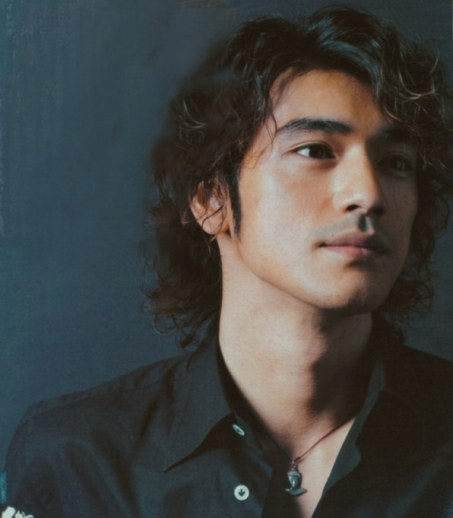 #金城武#唯一一个没有被自己颜值困住，观众却被困住的人，他就是金城武