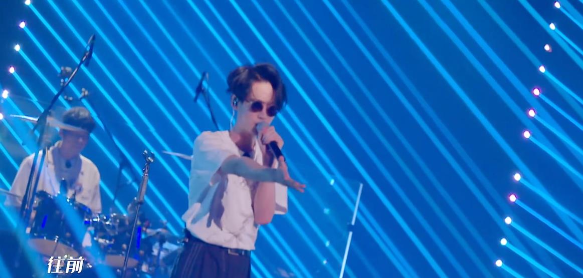 joyside|《乐队的夏天》一支乐队已初露冠军相,超级斩积分垫底面临淘汰