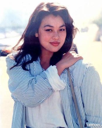 李静：对不起，史可咱们离婚吧！黄小茂转身娶亿万主持人李静