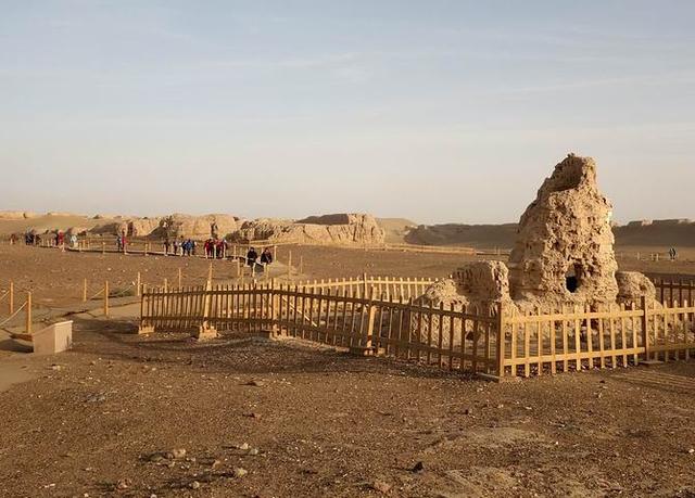 玉雕|内蒙元代窖藏出土了一个高足杯，这件文物，竟比元青花还要珍贵