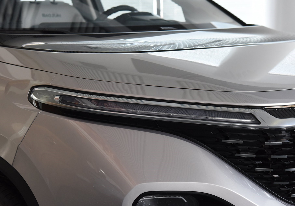 雪佛兰@还盯着奥德赛？上汽打造“奶爸座驾”，6座+飞机档把，才7W多油耗4毛