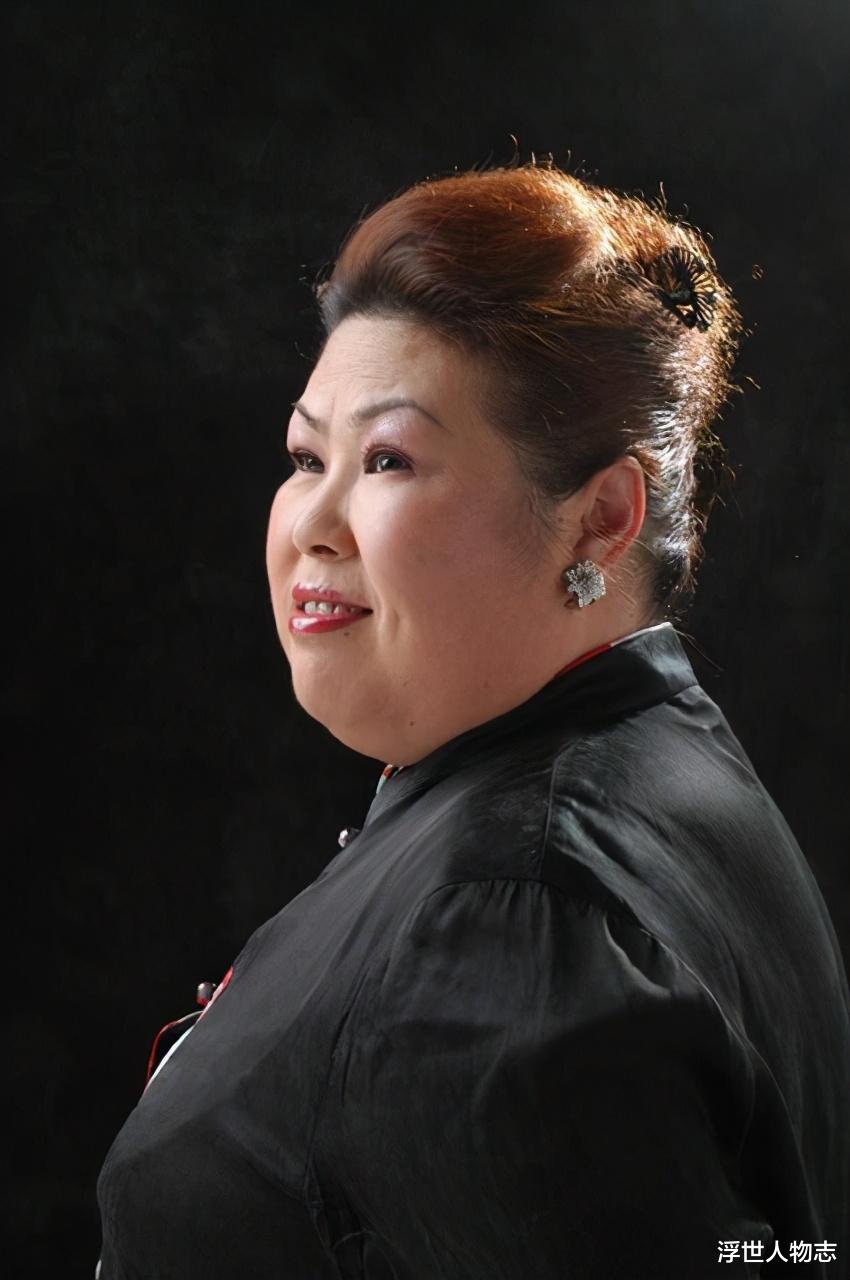 董立范|富婆专业户董立范，赵本山张艺谋的御用配角，却在戏外被骗钱骗色