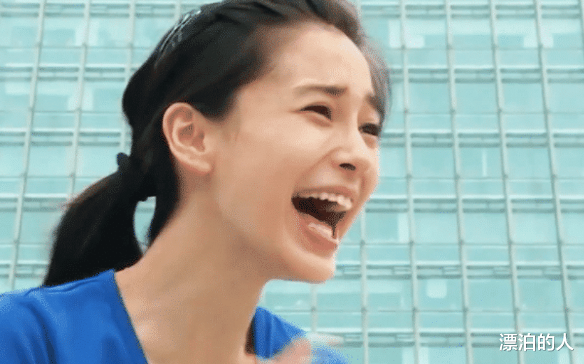 『Angelababy』跑男集体被泥巴糊一腿,看清baby的真实腿型,P都不敢这么P