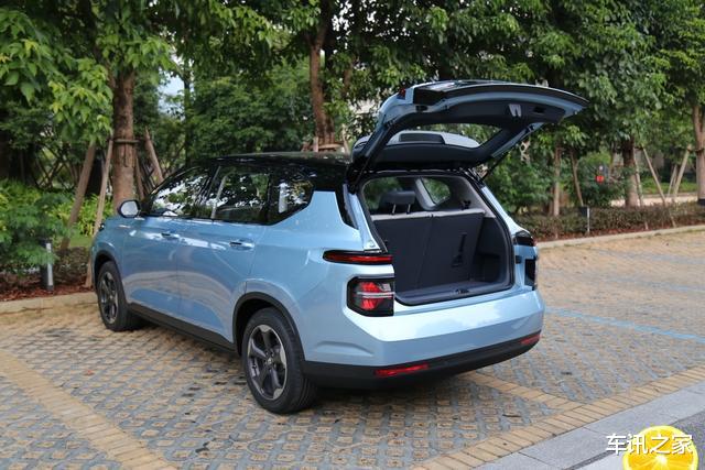 [宝骏]最实在的6座车，油耗4毛3一公里，全系国六，最低147马力，才7万