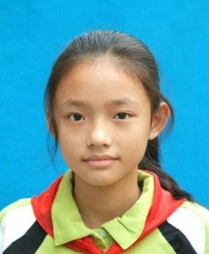 杨紫|女星小时候照片：杨幂的忍了，林允的也忍了，杨紫的就忍无可忍了