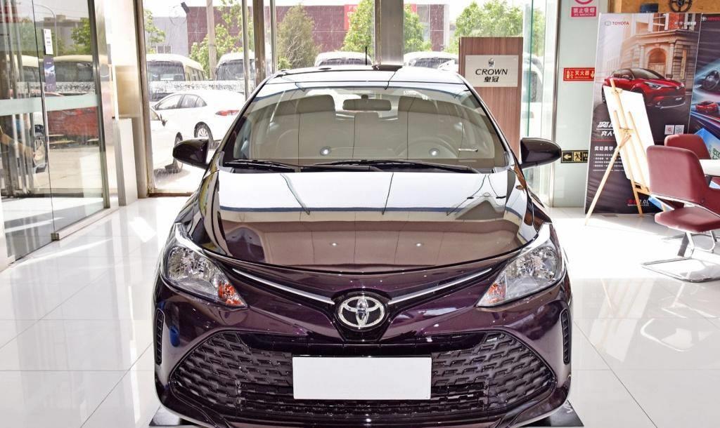 宝骏360:9万预算家轿怎么选?1.5L自动挡油耗仅5.2L,哪些配置更有必要?