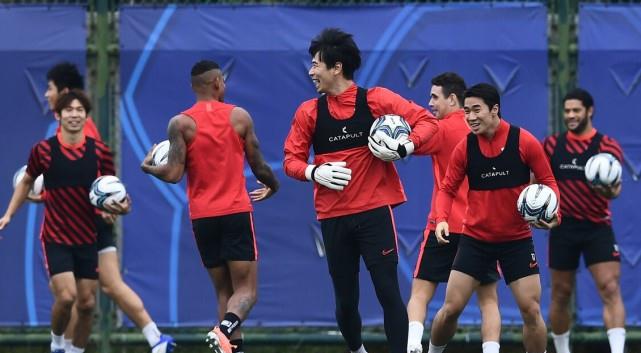 上海上港|上港终于要出手甩掉一个包袱，效力球队多年，资历堪比颜骏凌