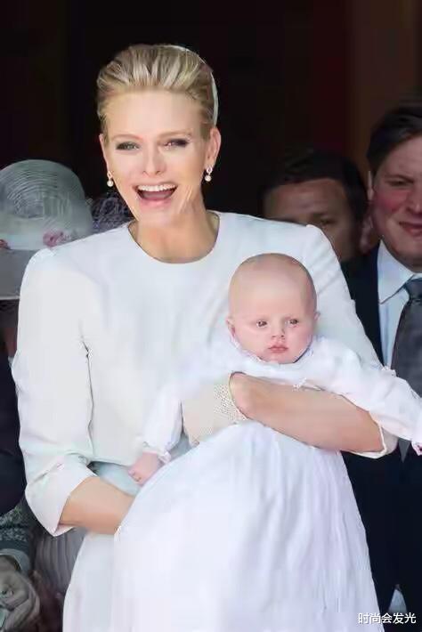 夏琳|摩纳哥“冰山王妃”！逃婚3次被抓回，结婚当天哭成泪人：心死了