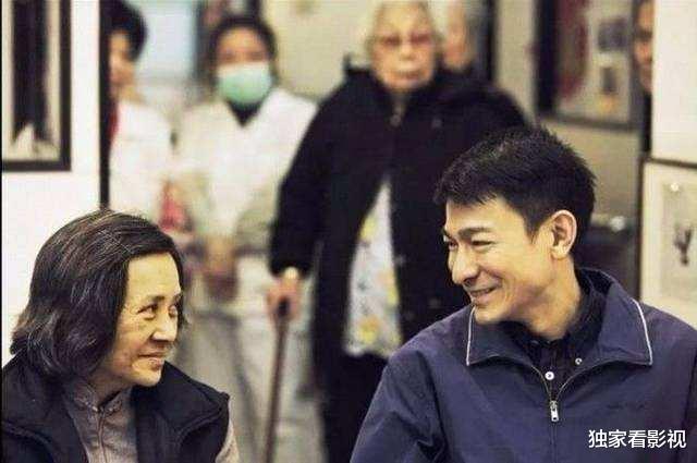 『刘德华』刘德华投资1200万,苦等10年之久,只为帮助许鞍华实现她的梦想!