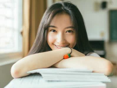 #清华大学#中国大学10强排行榜里,比较名不符其实的是哪个大学呢?
