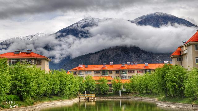 川藏公路：为何走川藏线，无论自驾者或是徒步者，都愿意在八一镇停留下来