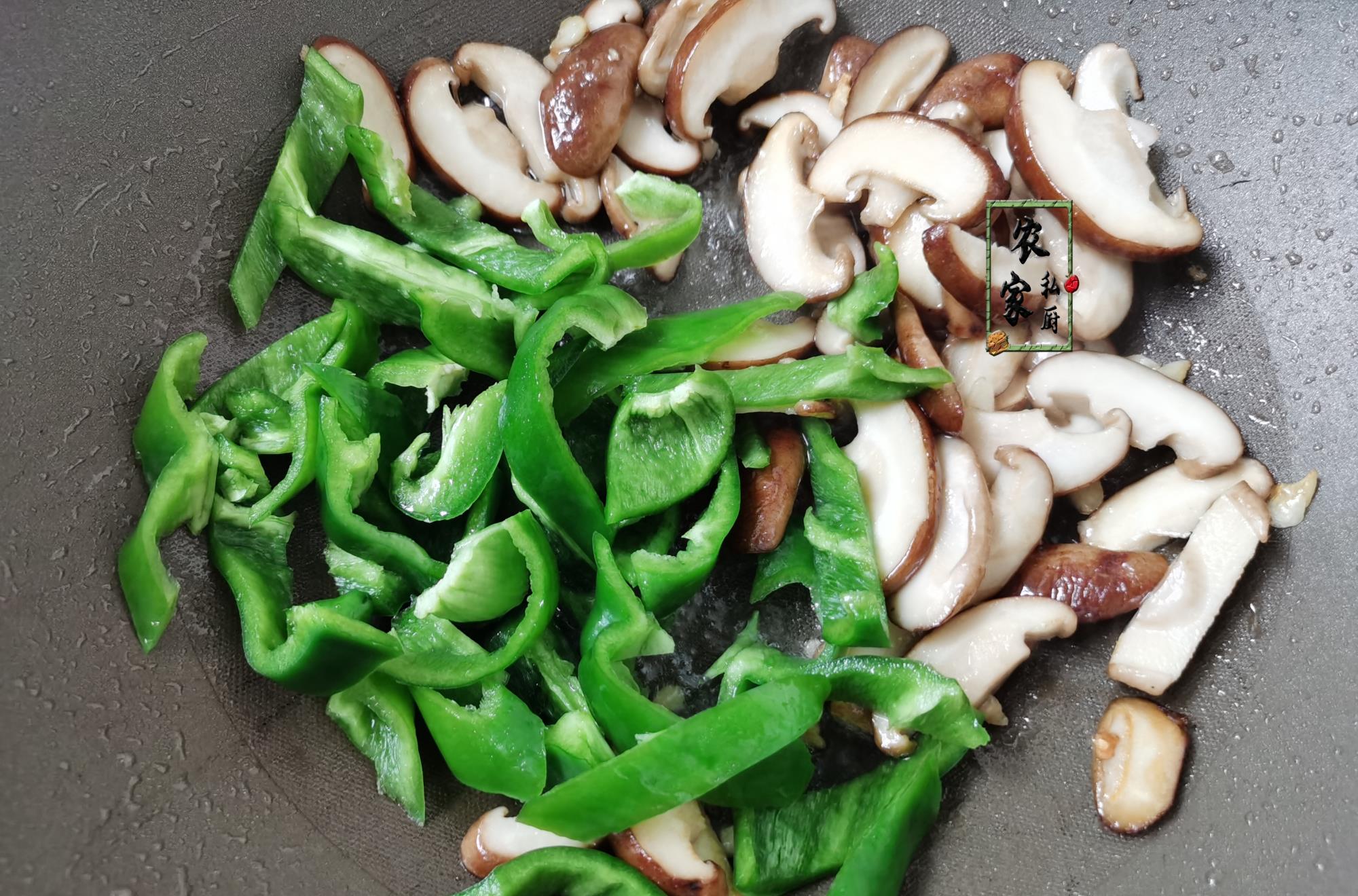 猪肉|霜降后，少吃猪肉多吃它，1斤才5块钱，人人都吃得起，比猪肉香！