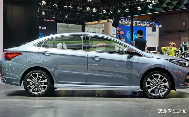 奇瑞|艾瑞泽GX为啥被称为\最美奇瑞\？它的自信究竟从何而来
