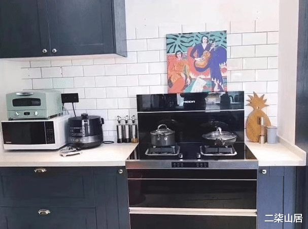 |集成灶和抽油烟机相比，哪个更值得买？装修师傅醉酒后说出实情！