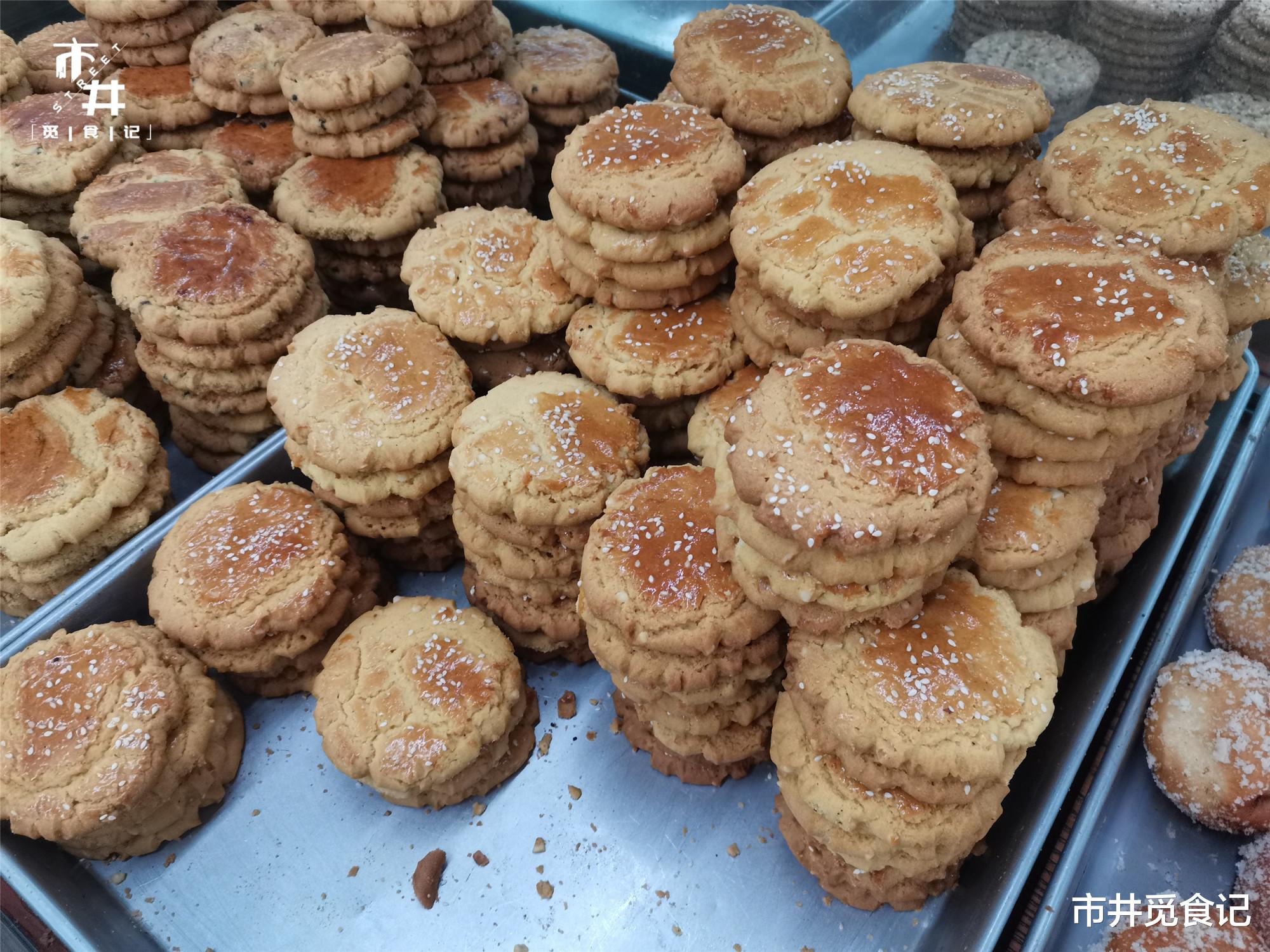 糕点|实拍8种老式糕点，全吃过的年龄都不小了，00后吃过几种？