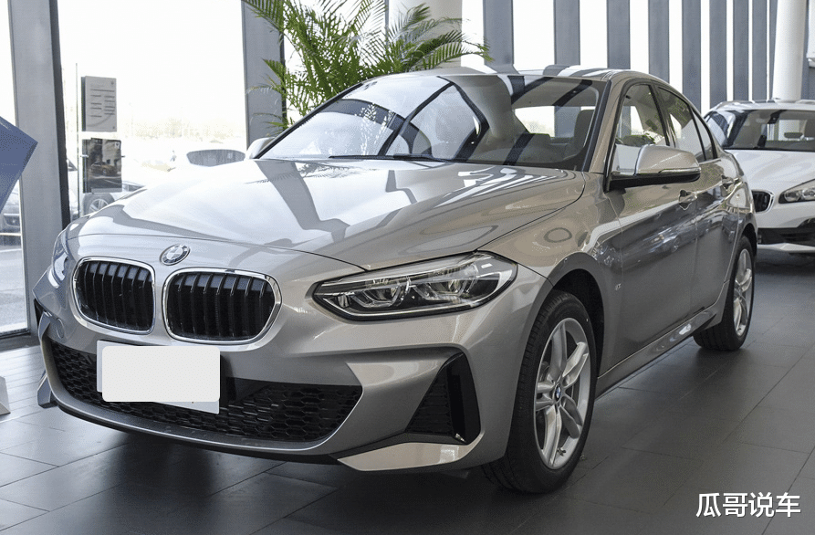 [宝马1系]宝马1系已经跌无可跌，颜值配置实力都有，还看什么本田思域
