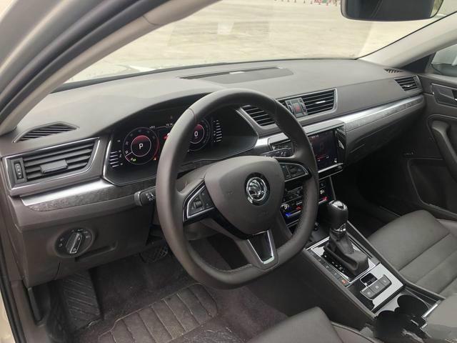 斯柯达速派|比奥迪还耐开！堪称最良心合资B级车，跌至12.99万，无奈卖不动