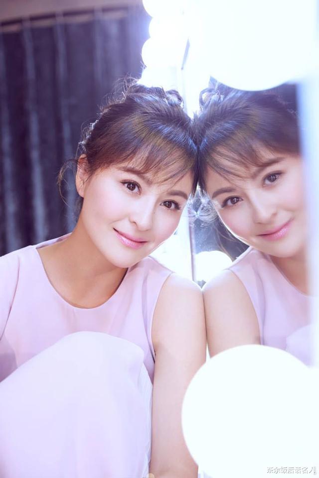 戴娇倩|当红女星戴娇倩：拯救癌症父亲，美好姻缘在病床前诞生