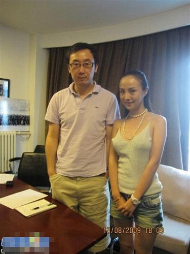 干露露■干露露为何魅力这么大,揭秘与多位男性私照,冯小刚,徐锦江在列