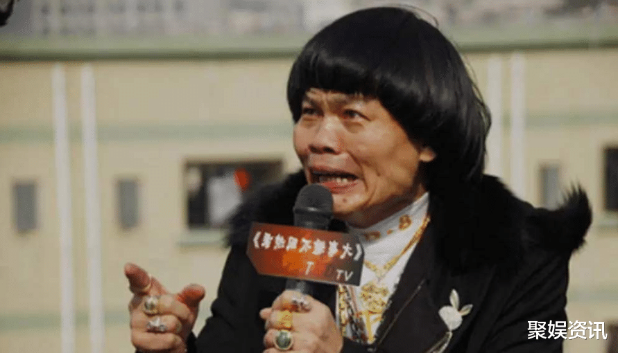 【周星驰】63岁八两金身家上亿长相“鬼斧神工”，儿子却超级帅被指不像爹