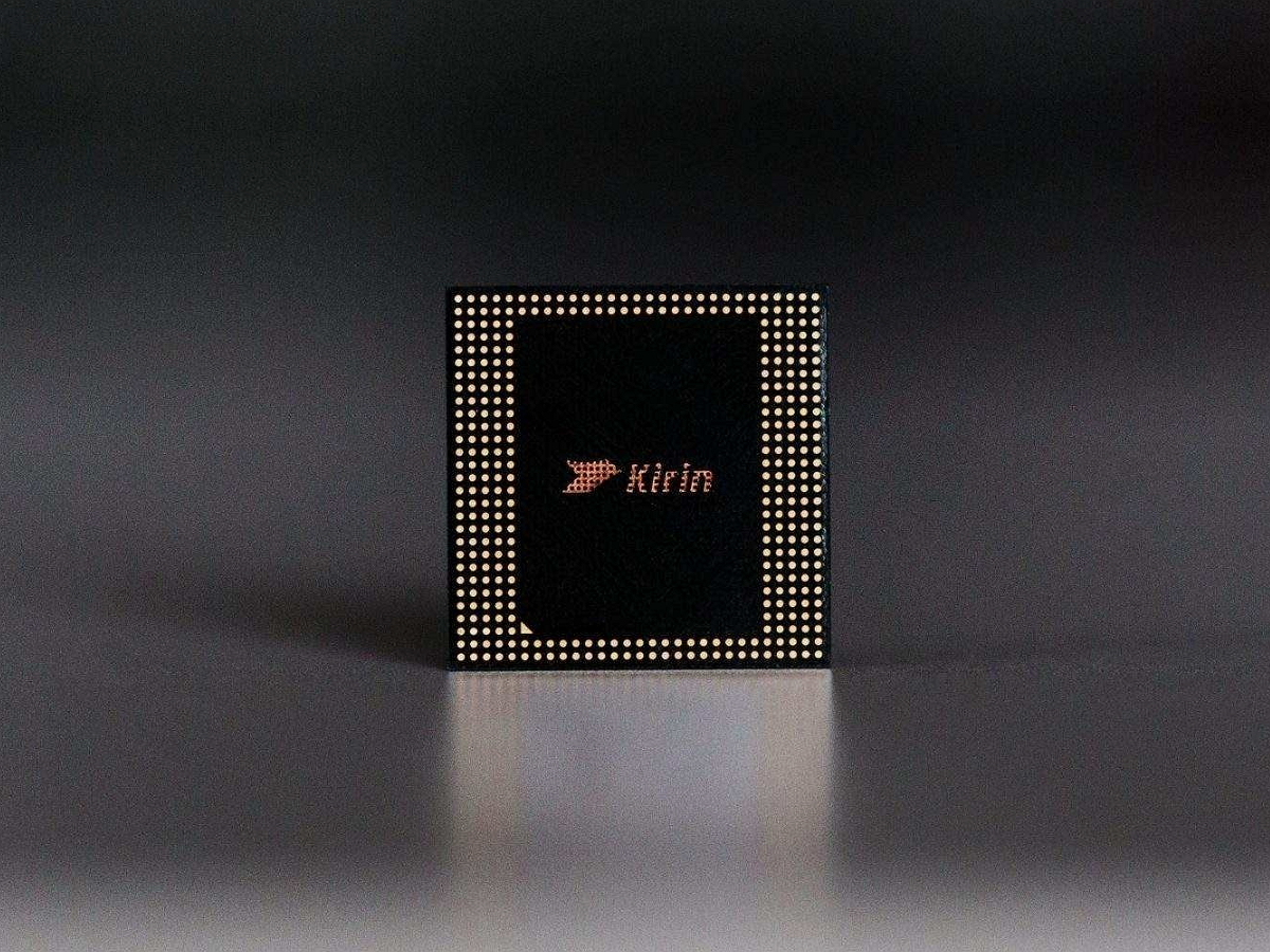 iphone12▲华为Mate40发布日曝光，与iphone12硬碰硬，将搭载麒麟1020