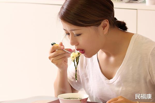 肠胃|一女子坚持五年“过午不食”，她收获了什么？结果或让你感到意外