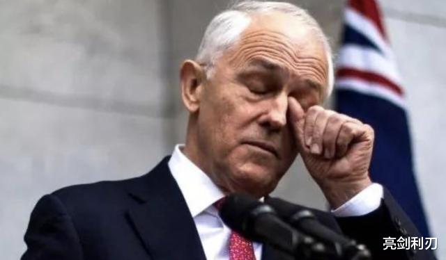 澳大利亚|33艘巨轮被拒之门外漂在海上，澳洲损失惨重，希望中国高抬贵手