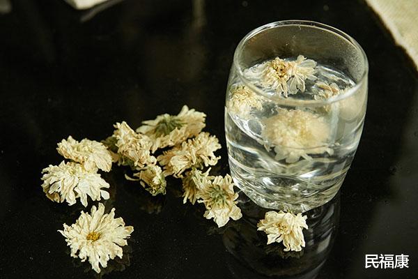 肝硬化|被肝硬化“缠身”的人，大多数有3个习惯，医生：现在知道还不晚