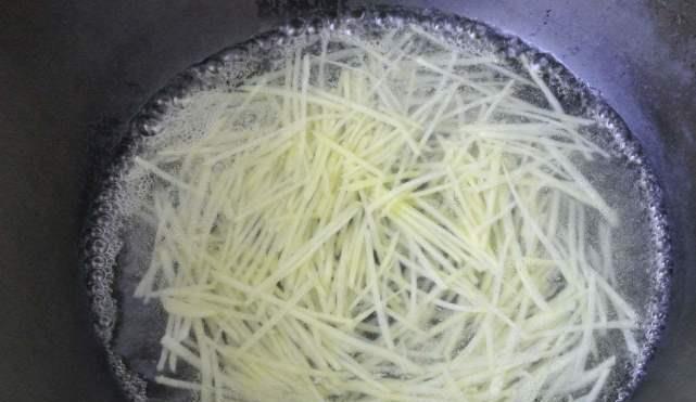 芋头|秋天少吃鸡鸭肉，多吃它，维C是苹果10倍，肠道干净，家家买得起