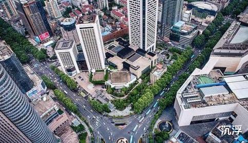 范冰冰|范冰冰南京产子传言背后的故事，德基老总吴铁军被推到了风口