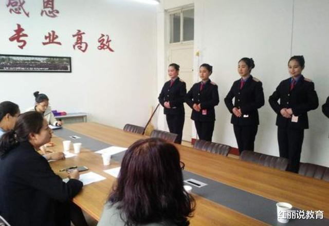 招聘|专科生迎来“好消息”,这一部门预计招3.3万人,无需笔试就能进