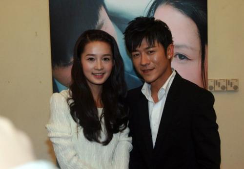 亲妈是导演,干妈也是导演,18年未能捧红他,娶媳妇改名后火了