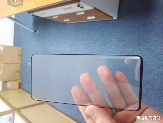 「石墨烯」华为Mate40Pro将于9月正式发布,石墨烯散热+曲视屏,价格也感人