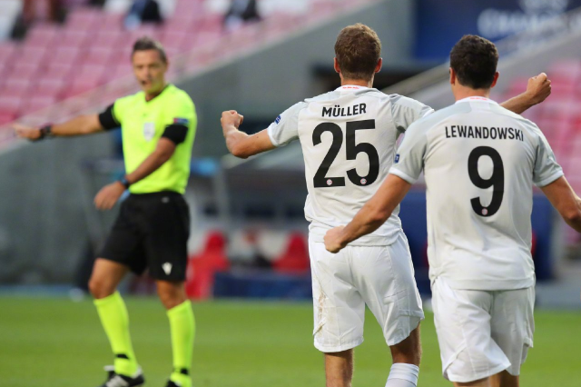 巴塞罗那|太残暴，拜仁28分钟疯狂4球！梅西捂脸不敢相信，巴萨陷入绝望