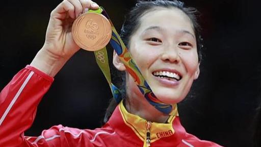 女排|厉害了！女排队长朱婷又传来好消息，看来退役后的道路一片光明