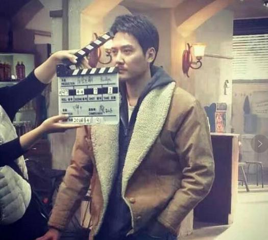 冯绍峰|结婚两年，冯绍峰半夜崩溃删微博：赵丽颖，我装不下去了……