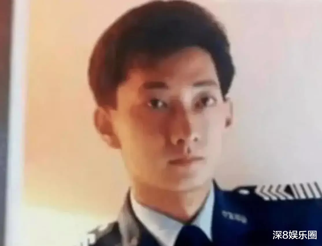 汤镇业|这些现在看来“长得奇丑”的明星，没想到年轻时都是神仙颜值！