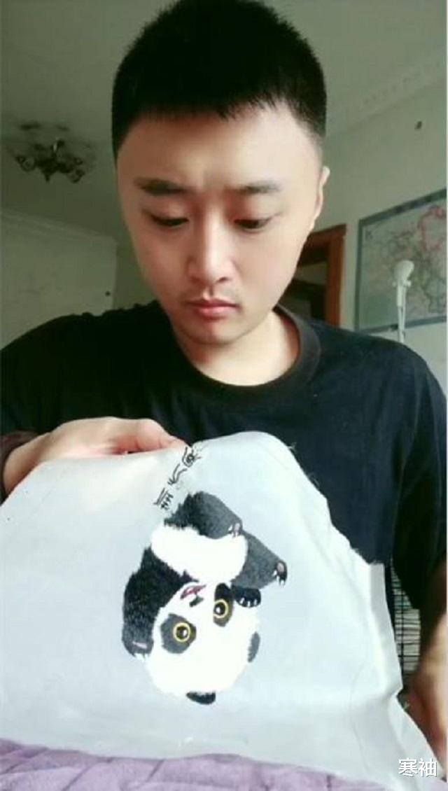 寒袖|东北小伙沉迷刺绣无法自拔,每天苦练十几个小时,至今没有女朋友