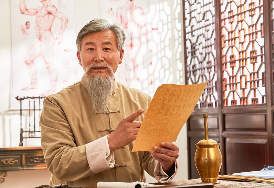 枸杞|国医大师：枸杞与它一起泡水，六旬也能行夫妻之道