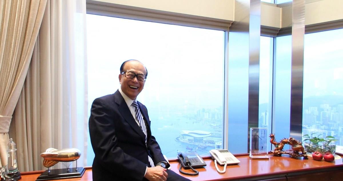 交易|了解“李嘉诚”做出的两个杰出贡献，你就会对他另眼相看