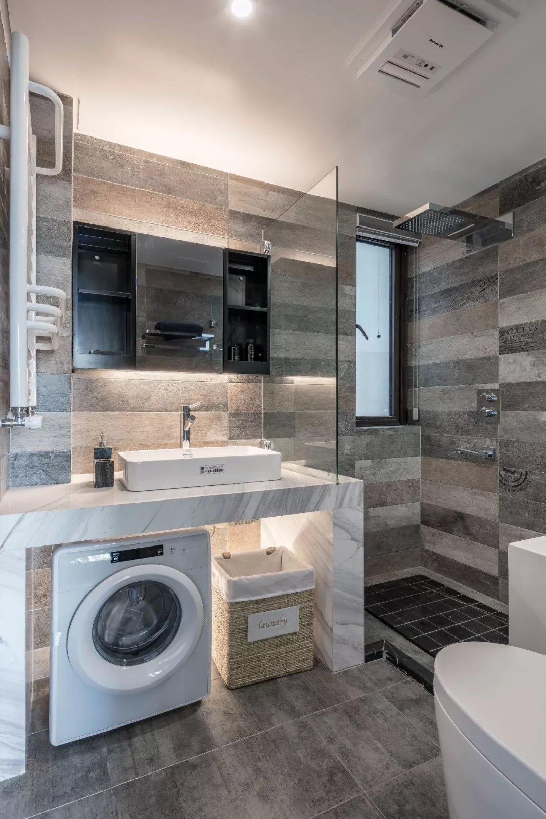 ▲卫生间地漏的五种设计，哪个排水效率高，还好看？