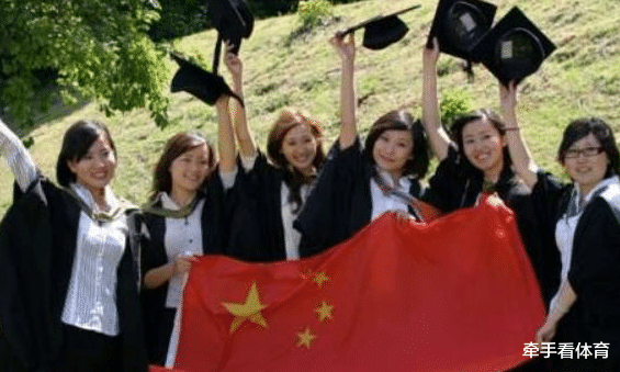 『留学生』特朗普：你不允许恢复中美直航，我就不让你40万留学生回国！