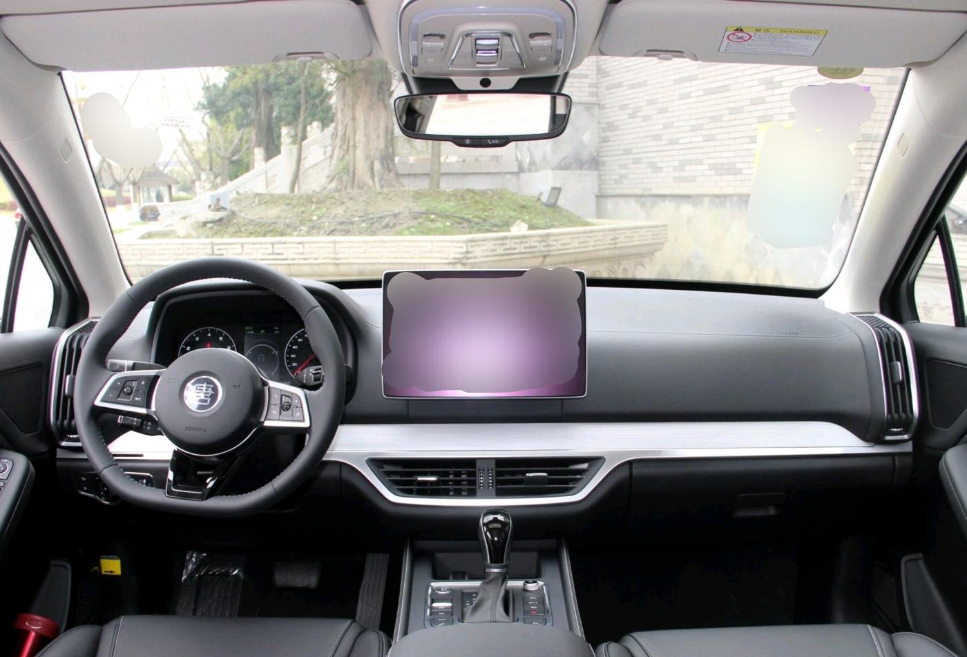 奥迪A3▲16.3万喜提比亚迪唐燃油版2.0T，车主：开起来有30万的档次感