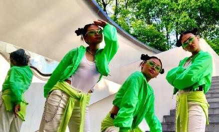 小米科技▲小米10青春版AI分身,普通人也能玩电影特效,MIUI12升级隐私保护