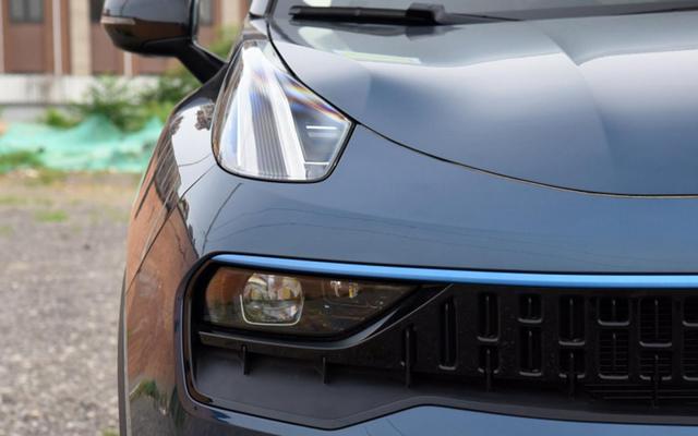 宝马X4|国产轿跑SUV里最接近宝马X4的车，两驱顶配裸车不到20w，太帅了！