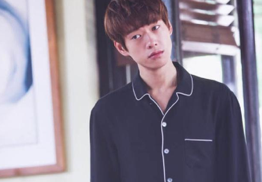 「邵峰」何炅亲手捧红的四位男明星,王嘉尔刘宪华不算啥,唯独他是最幸运的!