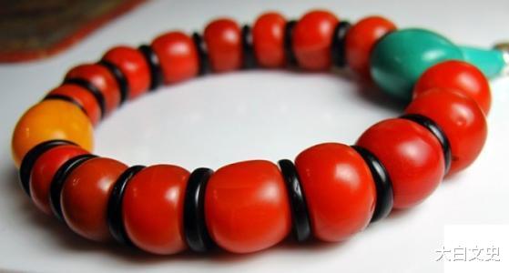 玛瑙|不同玉石的来历和分类鉴定,一文给你讲明白!它不仅是一颗石头