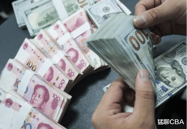 央行|美国又印5万亿美元，相当于拿“纸”换物资，中国央行果断出手！