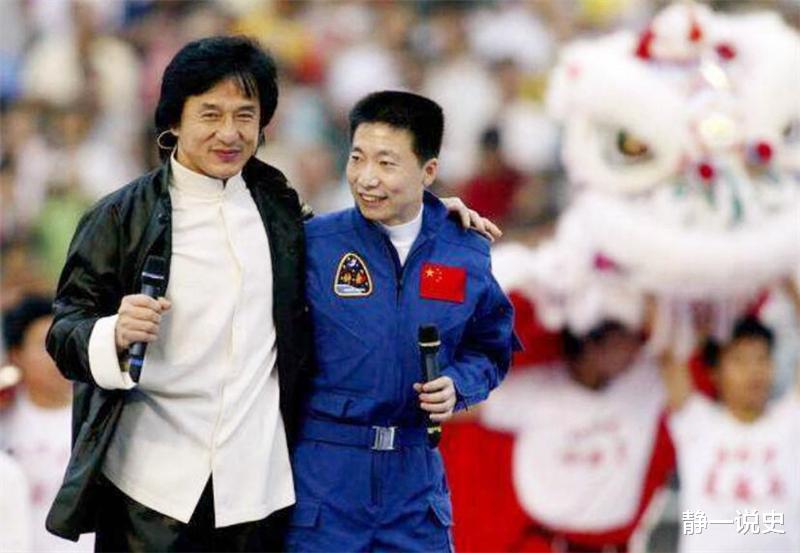杨利伟|杨利伟在太空听到“敲门声”，十七年后谜底揭开，多亏他当时机智